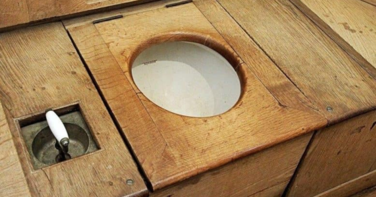 how to clean a wood toilet seat- wood toilet seat