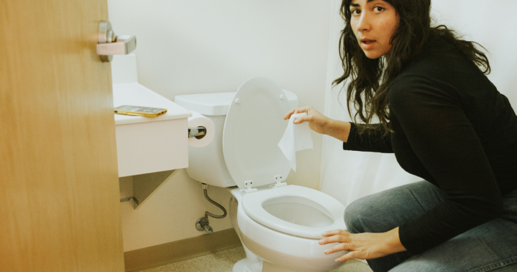 How to Remove Poop Stains from a Toilet Seat